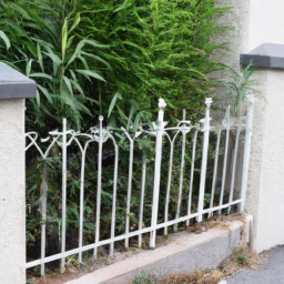 Clôture murale en béton : Résistance et confidentialité garanties Riom